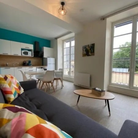 Ecole 103 Apartment La Fleche