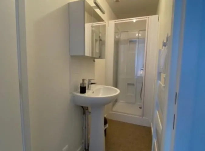 Ecole 103 * لا فْلوش