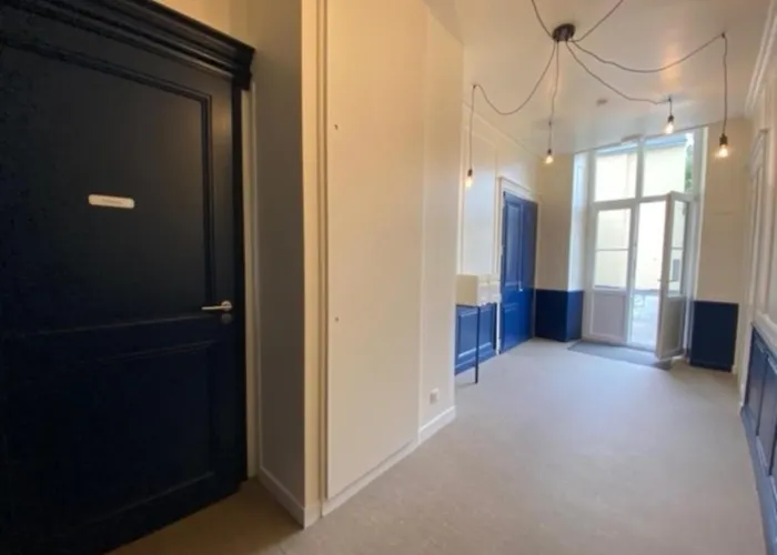 Ecole 103 * لا فْلوش